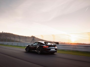 Tuningowane Porsche 911 GT2 RS z rekordem na Nürburgringu